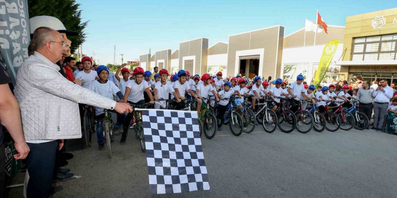 “bizim Meram’da Bisiklet Yarışları Ve Şenlikler” Coşkuyla Sürüyor