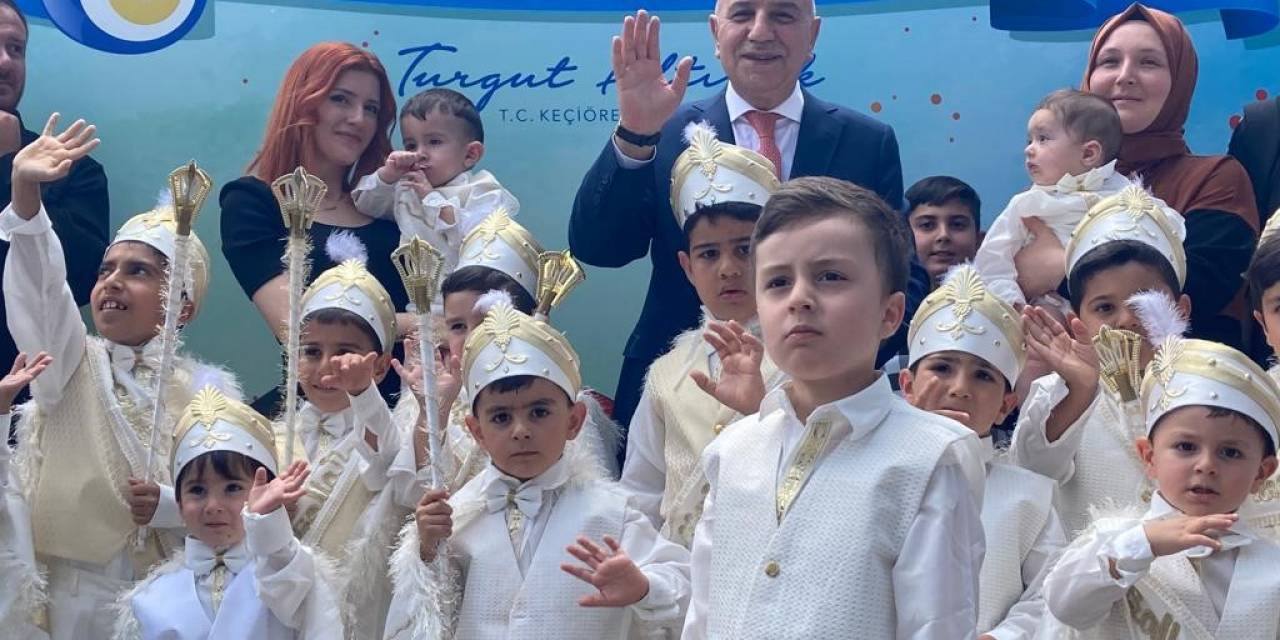 Keçiören Belediye Başkanı Altınok, Sünnet Çocuklarını Ziyaret Etti