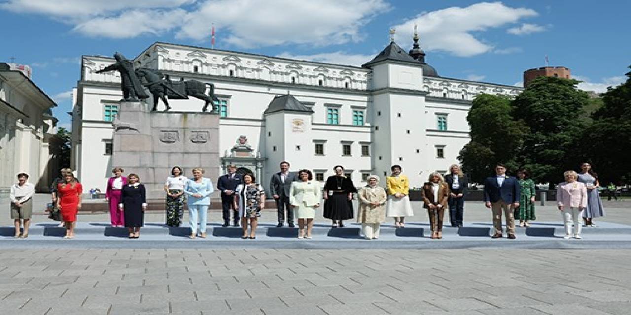 Emine Erdoğan, Litvanya’da Ukraynalı Çocuk, Kadın Ve Gençlerle Buluştu