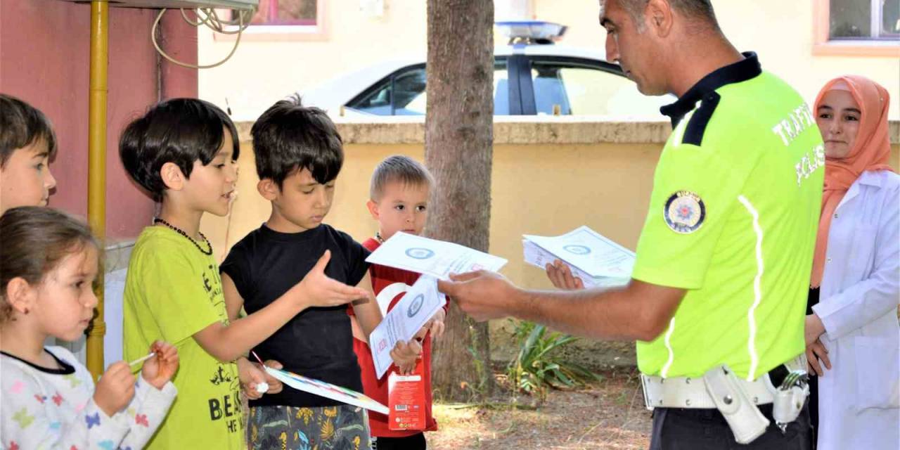 Burdur’da Yaz Kur’an Kurslarında Trafik Eğitimi