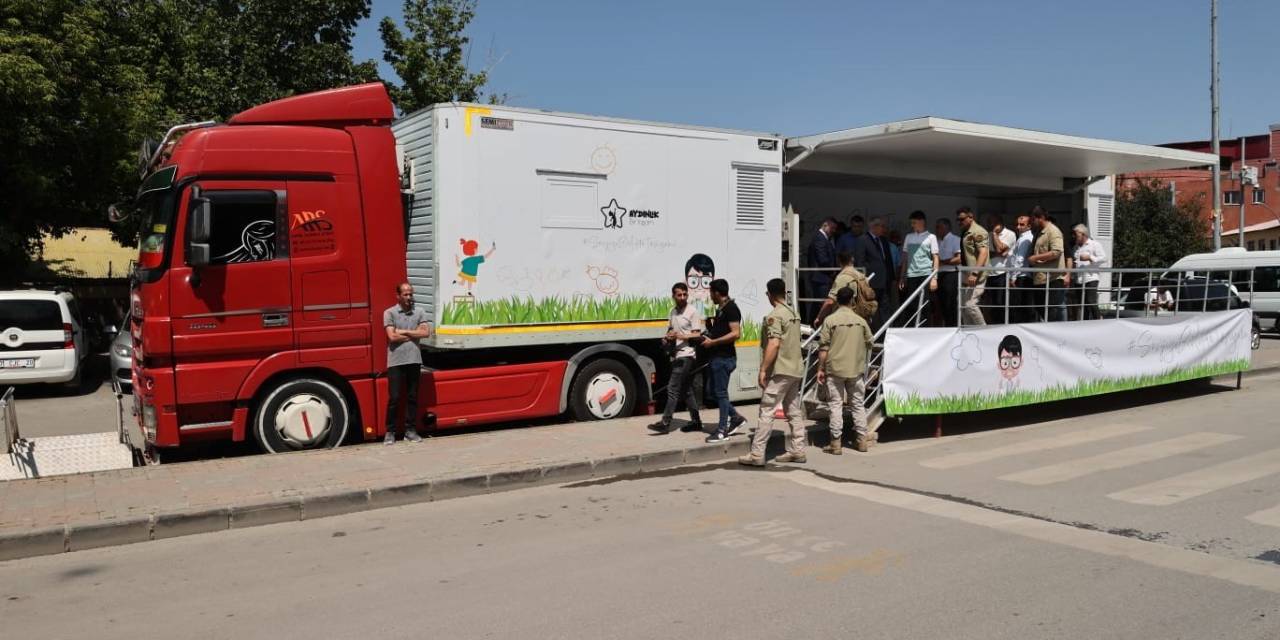 Muş’ta ‘sağlık Ve Sevgi Tırı’nın Tanıtımı Yapıldı