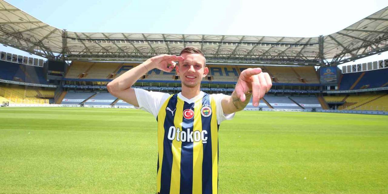 Sebastian Szymanski Fenerbahçe’de
