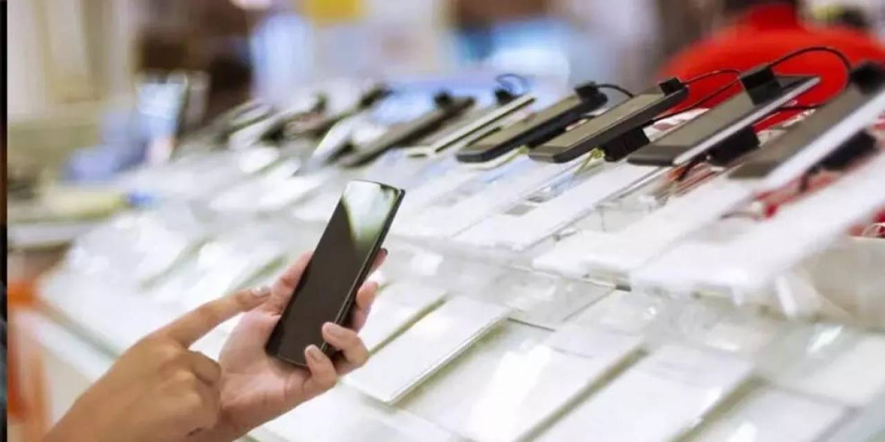 Yurt Dışından Getirilen Telefonların Harçları 20 Bin Tl Oldu!