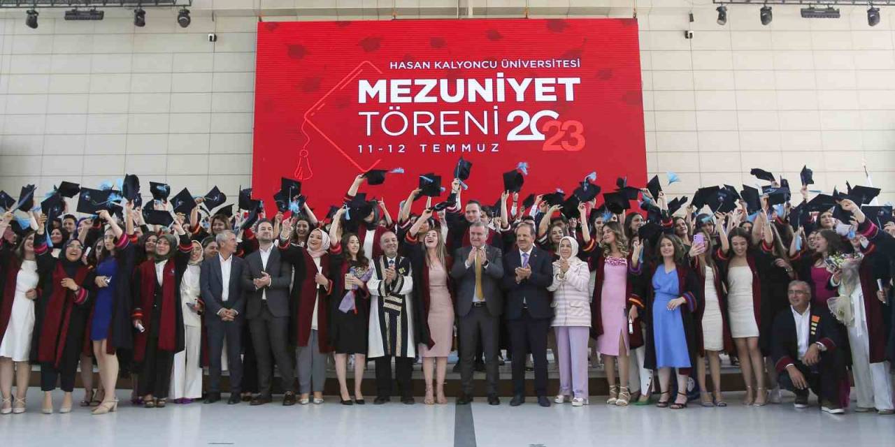 Hasan Kalyoncu Üniversitesi Bin 578 Öğrencisini Mezun Etmenin Gururunu Yaşadı