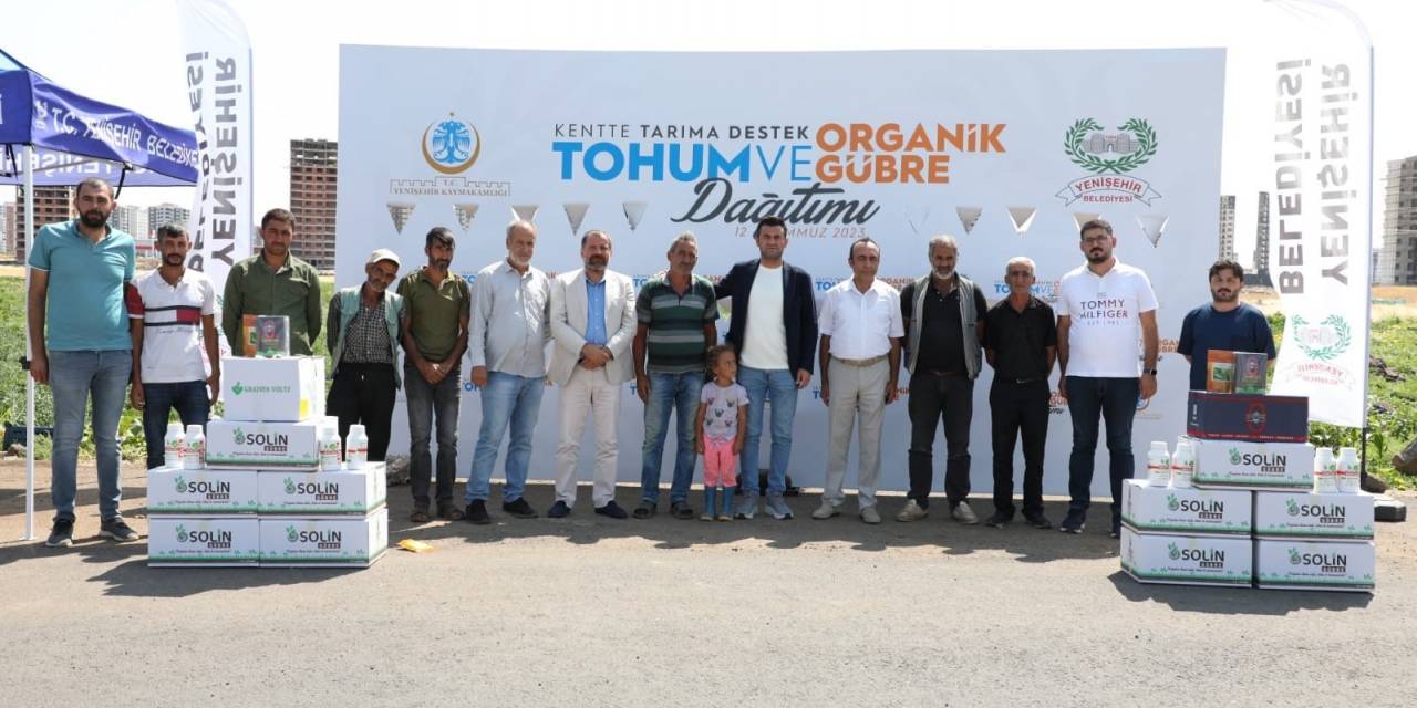 Yenişehir Belediyesi’nden Üreticilere Organik Gübre Ve Tohum Desteği