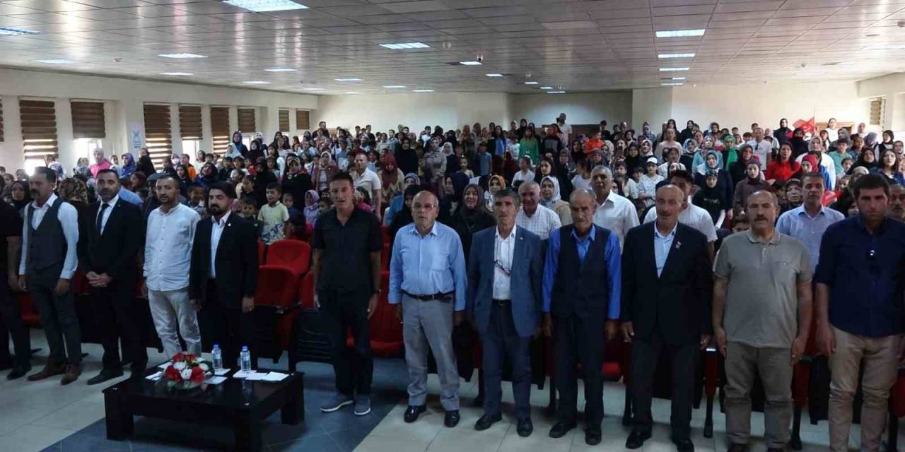 Erciş’te 15 Temmuz Şehitleri Anma Programı Düzenlendi