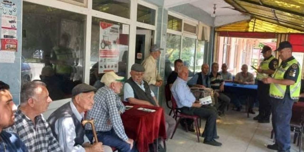 Kırklareli Jandarmasından Köylülere Trafik Eğitimi