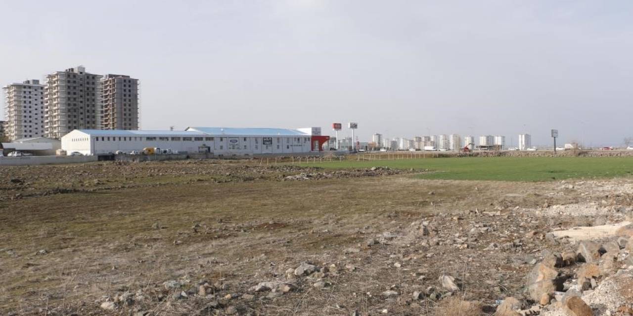 Deprem Korkusu Atlatıldıktan Sonra Diyarbakır’da Arazi Fiyatları Düştü