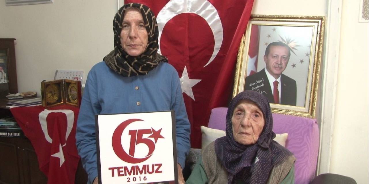 İki Oğlu Ve Damadını 15 Temmuz’da Şehit Veren Muzaffer Ninenin Acısı 7 Yıldır Dinmiyor