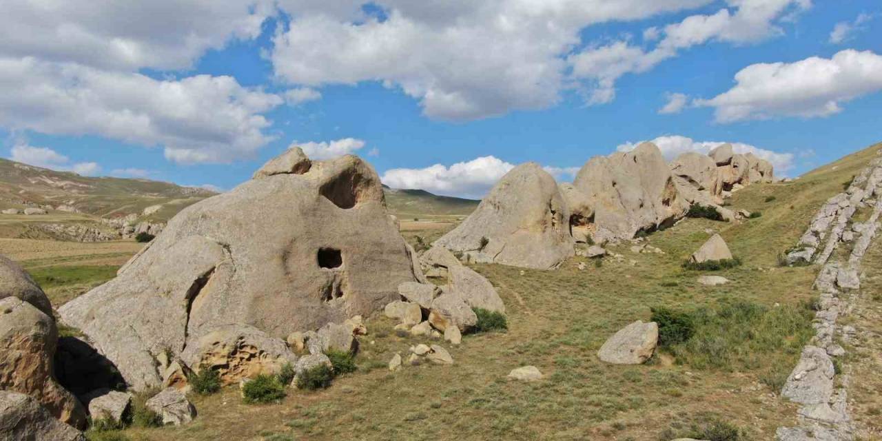 Asırlar Önce Oyuldu, Neden Yapıldığını Hiç Kimse Bilmiyor