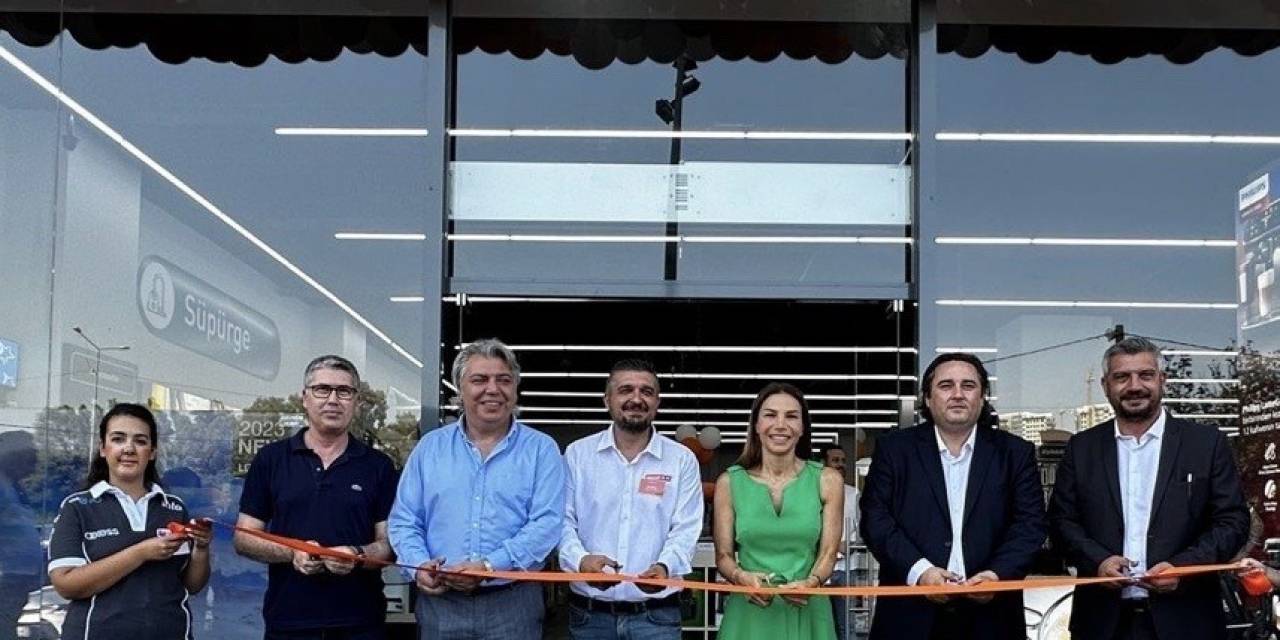 Teknosa İzmir’deki 15’inci Mağazasını Açtı