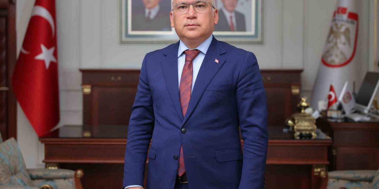 Vali Şimşek: “bize Düşen En Önemli Görev Hain Odaklara Karşı Dikkatli Olmaktır”