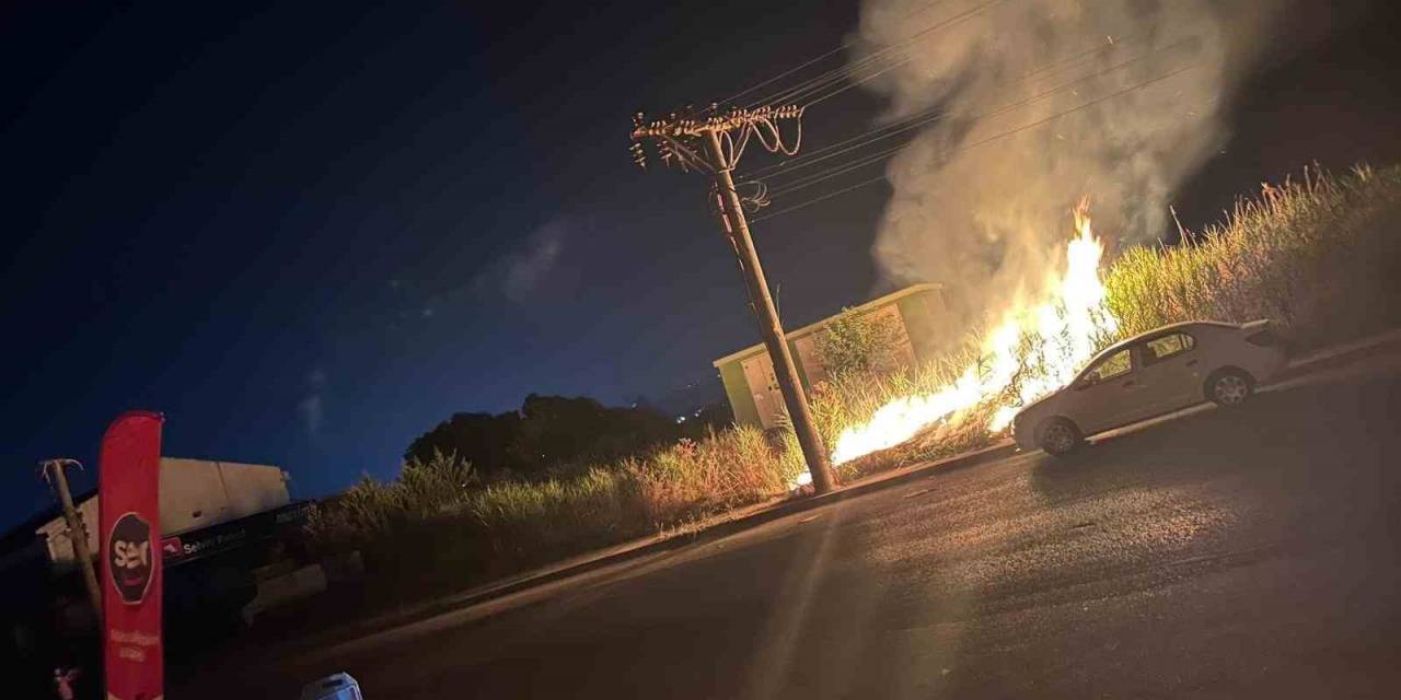Kurtarıcı Araç, Koca Bir Mahalleyi Gece Elektriksiz Bıraktı