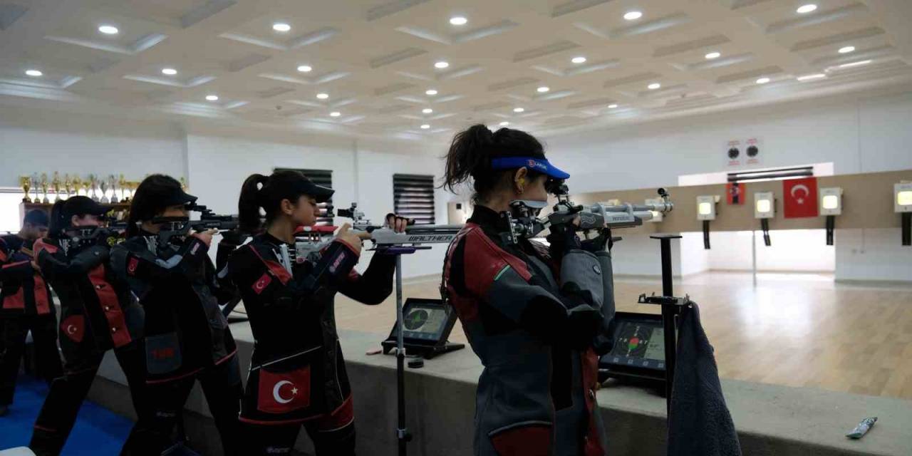 Erzincan’da Atıcılık İl Birinciliği Müsabakaları Yapıldı