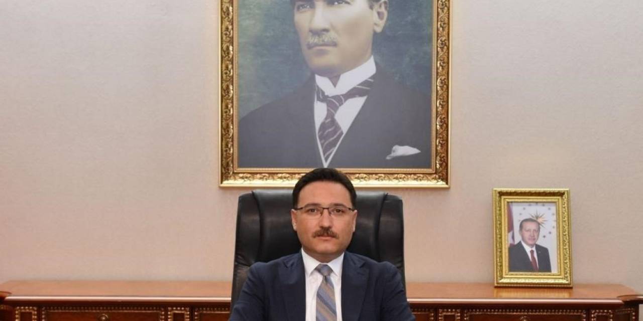Vali Çiçek: “milletçe Emsalsiz Şekilde Yazılmış Kahramanlık Destanının Gururunu Yaşıyoruz”