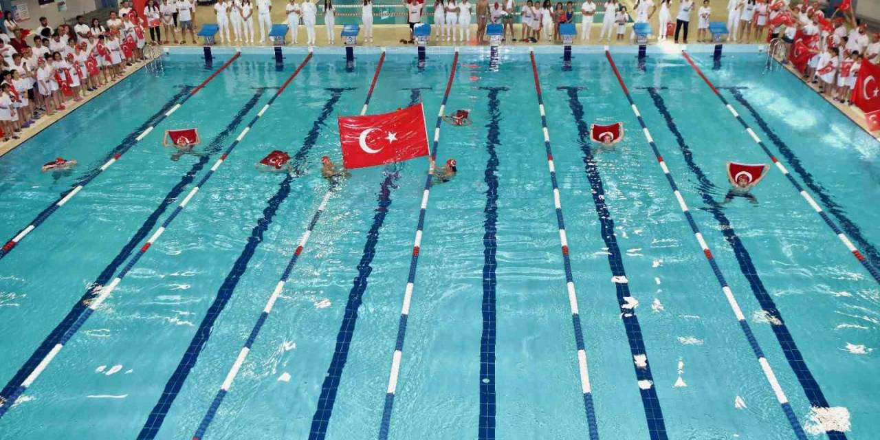 Alleben Yüzme Havuzu’nda Tarihi Başarılar Yazıldı