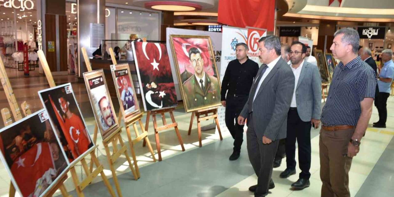 15 Temmuz Temalı Sergi Ve Anı Defteri Açıldı