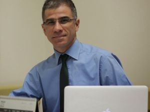 Gözleriniz Yaşınızı Ele Vermesin