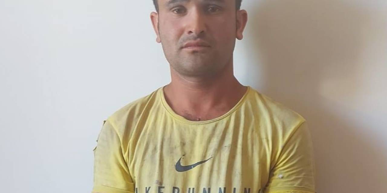 Üzerinde ’jandarma’ Yazılı Gömlekle Sosyal Medyada Paylaşım Yapan Şahıs Yakalandı