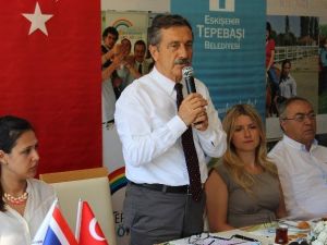 Bu Seneki Sempozyum Şehitler Ve Gülay Kanatlı Anısına