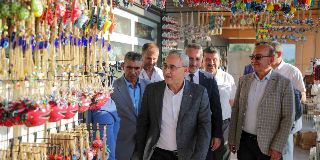 Kütahya’da Yerel Ürünler Çarşısı Hizmete Sunuldu