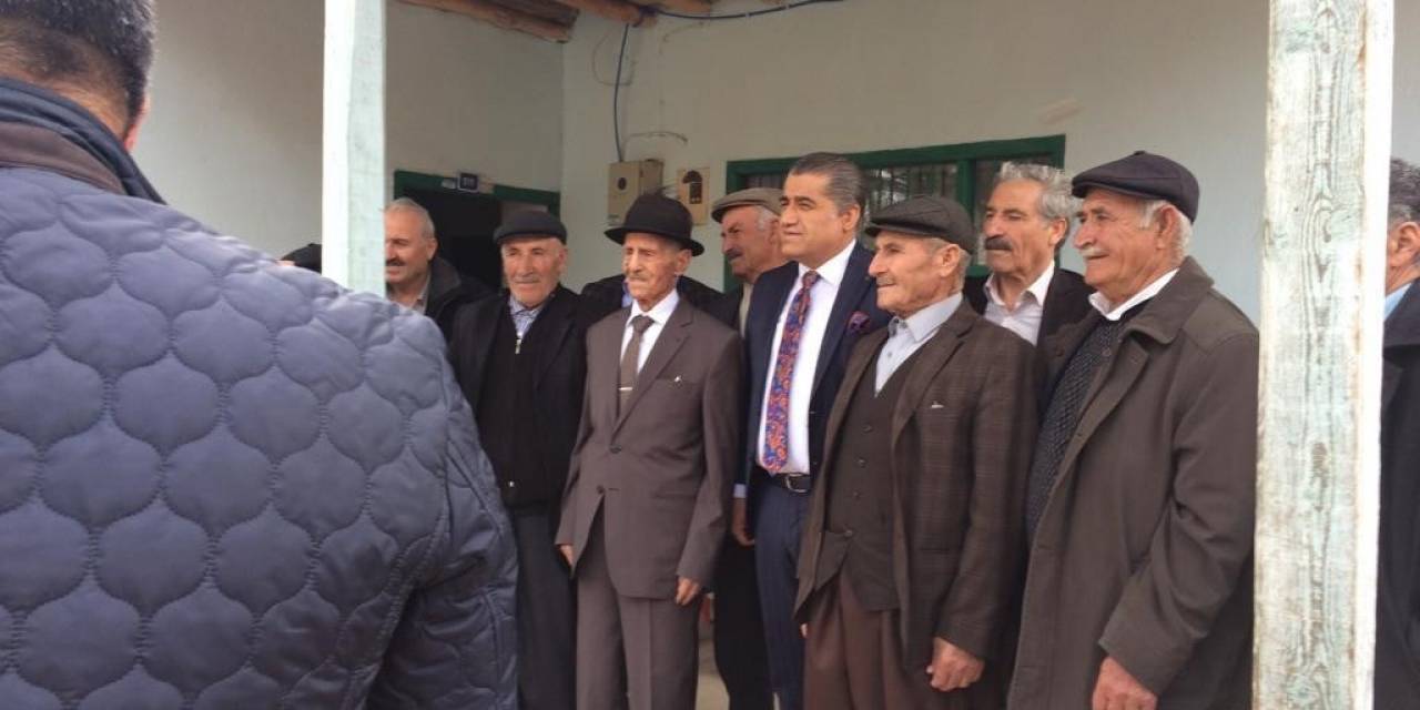 Yüksekova’nın İlk Öğretmeni Mustafa Kaya 98 Yaşında Hayatını Kaybetti