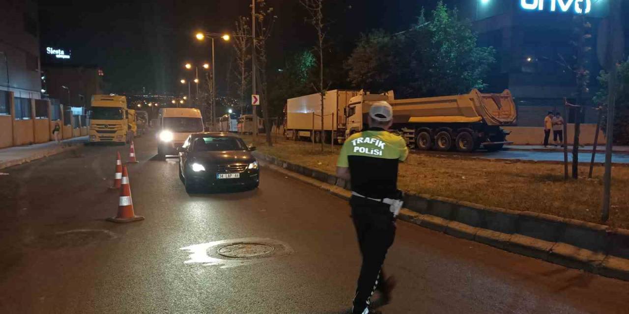 İstanbul’da Uyuşturucu Denetimi: Araçlar Tek Tek Durdurularak Arandı