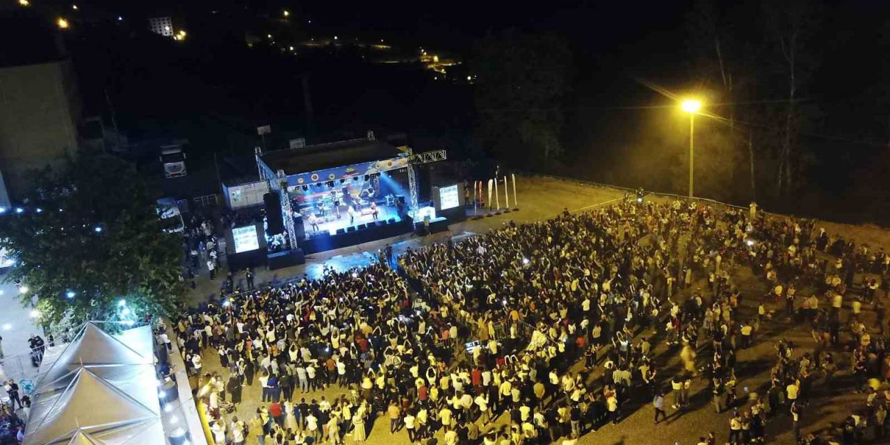 Kato Dağı’nda Haluk Levent Rüzgarı