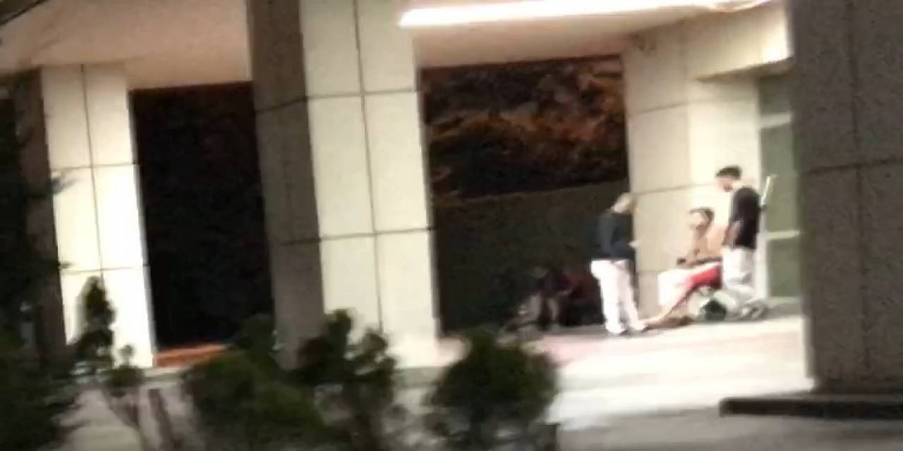 Gece Kulübünde Başlayan Kavga Sokağa Taştı: 1 Kişi Bıçaklanarak Yaralandı