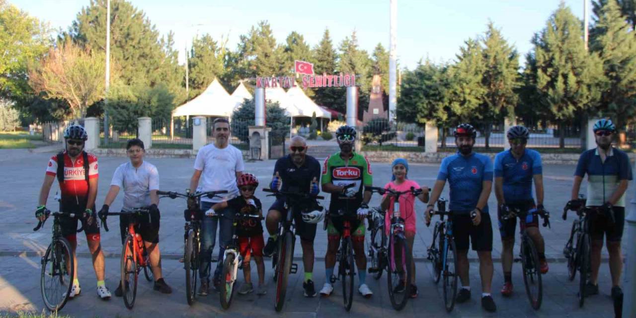 Şehit Halisdemir’in Kabrine Ulaşmak İçin 220 Kilometre Pedal Çevirecekler