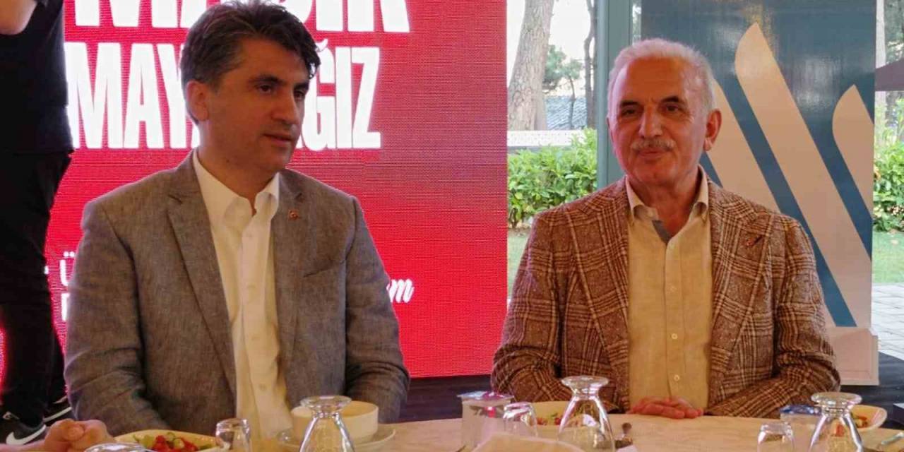 Ümraniye Belediyesi 15 Temmuz Gazileri Ve Şehit Yakınları İle Bir Araya Geldi