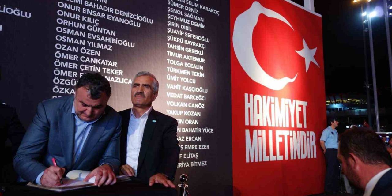 Kassanov’dan 15 Temmuz Mesajı