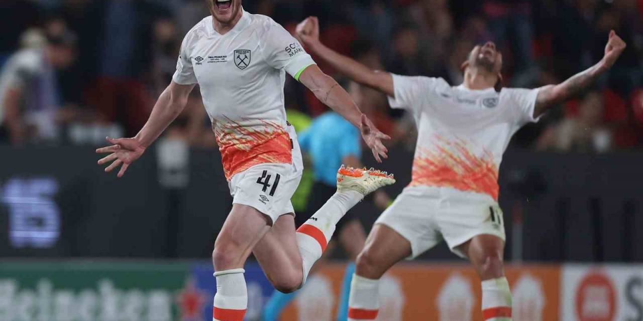 West Ham United, Declan Rice’ın Kulüpten Ayrıldığını Açıkladı