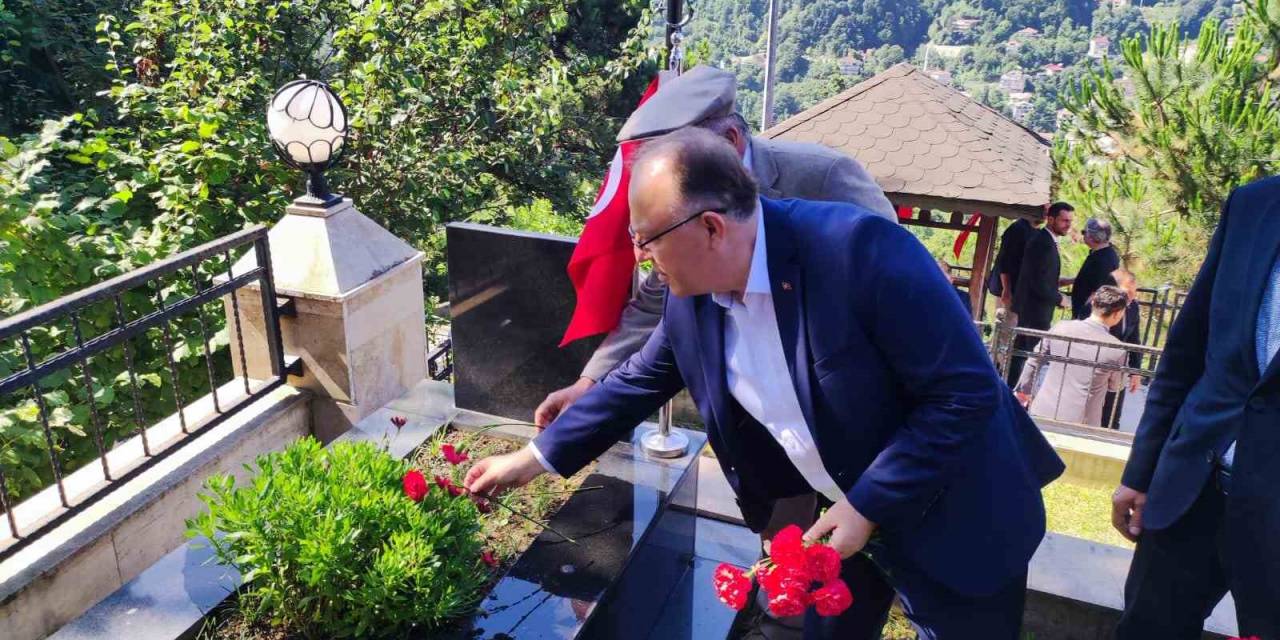 Şehit Gazi Kabirleri Ziyaret Edildi