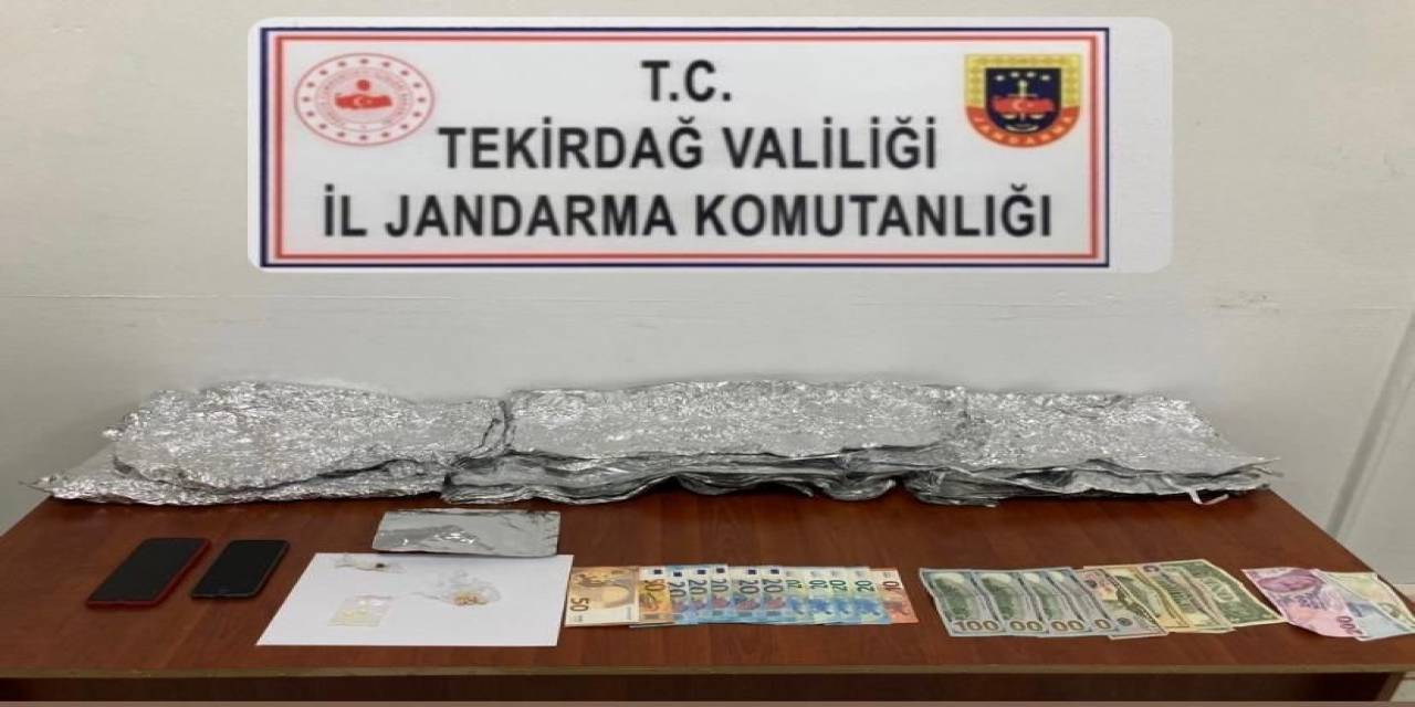 Hem Uyuşturucu Satıcısı, Hem Göçmen Kaçakçısı