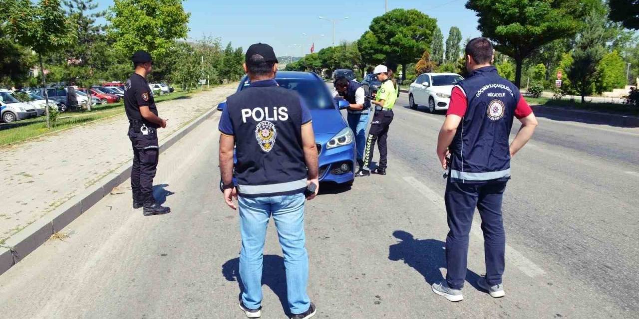 Afyonkarahisar’da Düzensiz Göçmen Denetimi