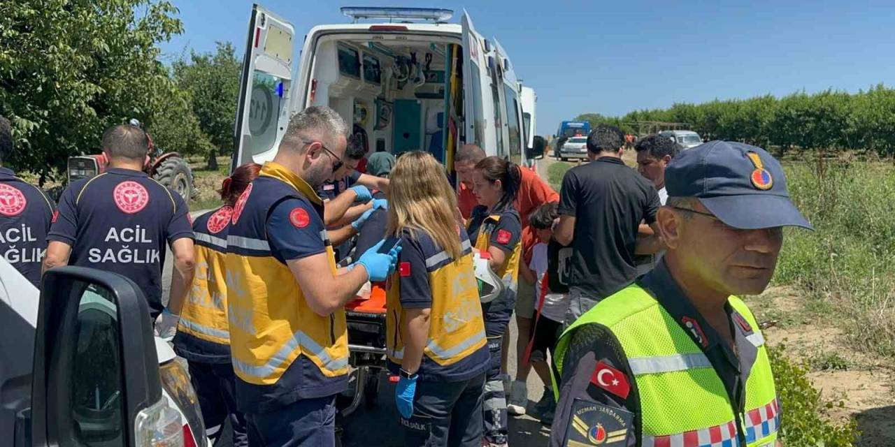 Tır, Yolcu Midibüsüne Çarptı7 Yaralı