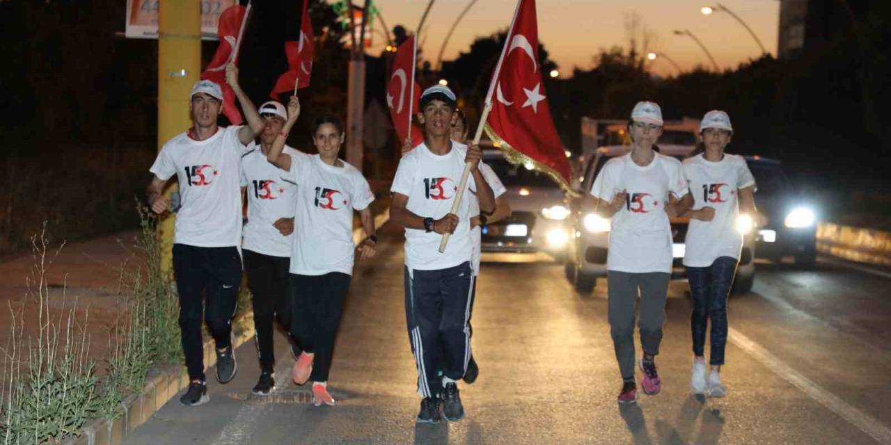 Ağrı’da “15 Temmuz Sancak Koşusu” Düzenlendi
