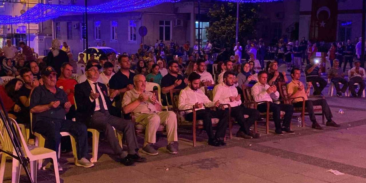 Uzunköprü’de "15 Temmuz Demokrasi Ve Milli Birlik Günü" Programı