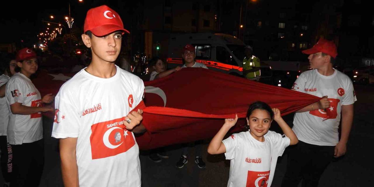 Sınırın Sıfır Noktası Kilis’te ’15 Temmuz’ Kortej Yürüyüşü Yapıldı
