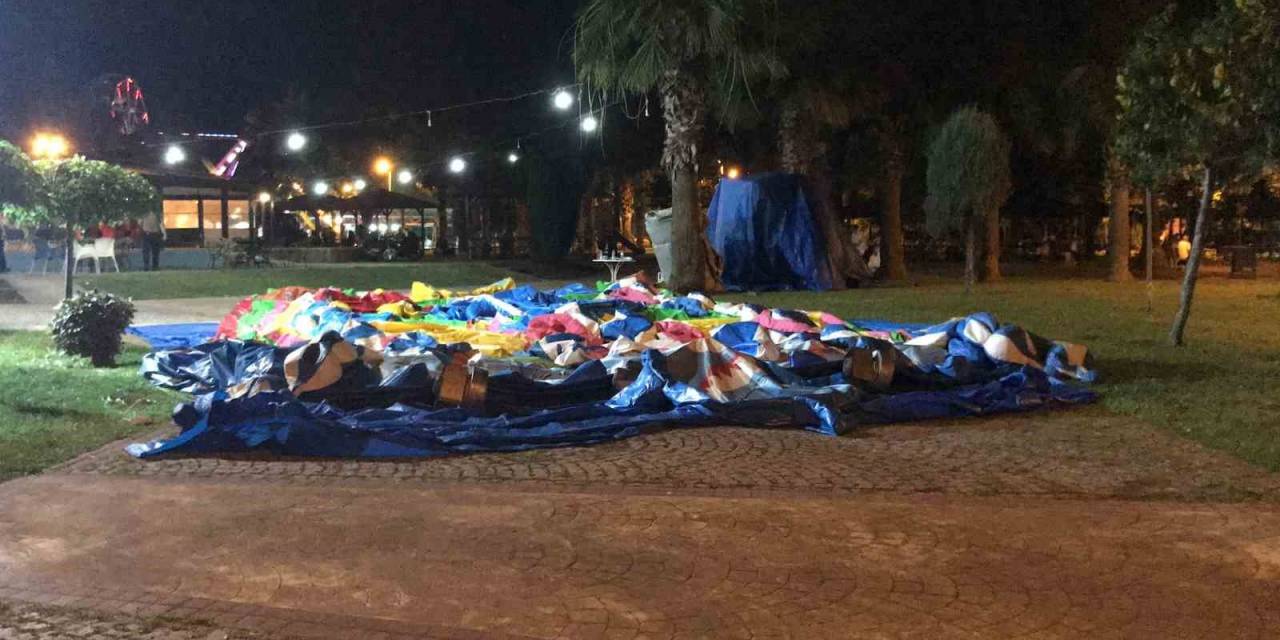4 Yaşındaki Kız Çocuğu,  7 Metrelik Şişme Oyun Parkından Düşerek Yaralandı