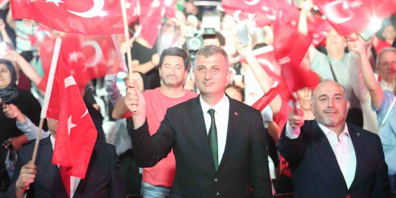 Gölcük Tek Yürek Oldu