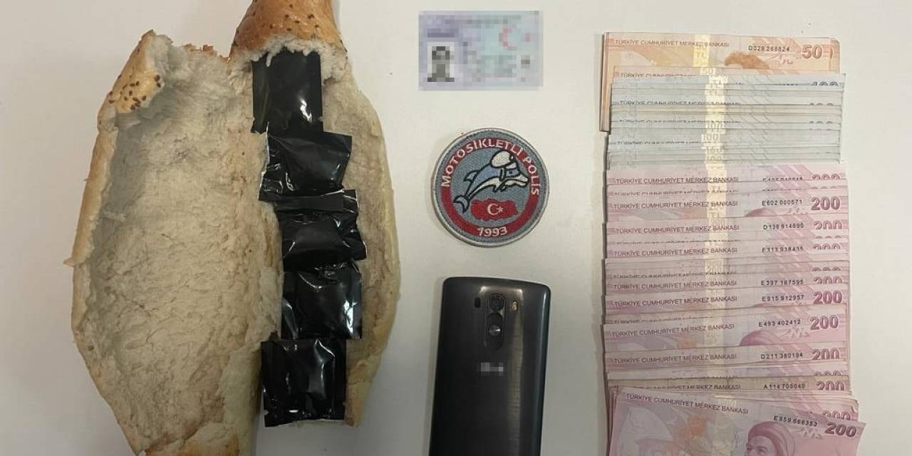 İstanbul’da Ekmek Arası Uyuşturucu Ticareti Kamerada