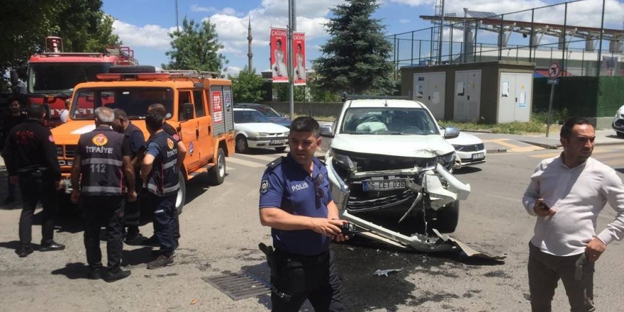 Kars’ta Trafik Kazası: 5 Yaralı