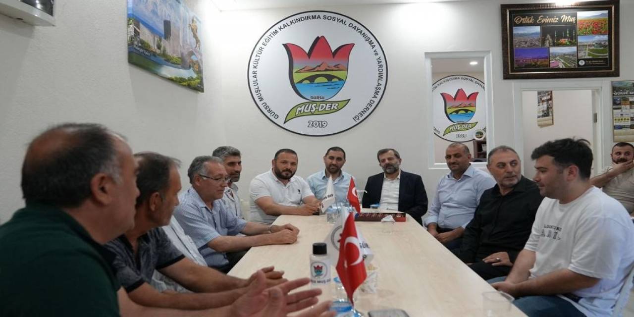 Başkan Işık, Dernek Ve Stk’larla İç İçe