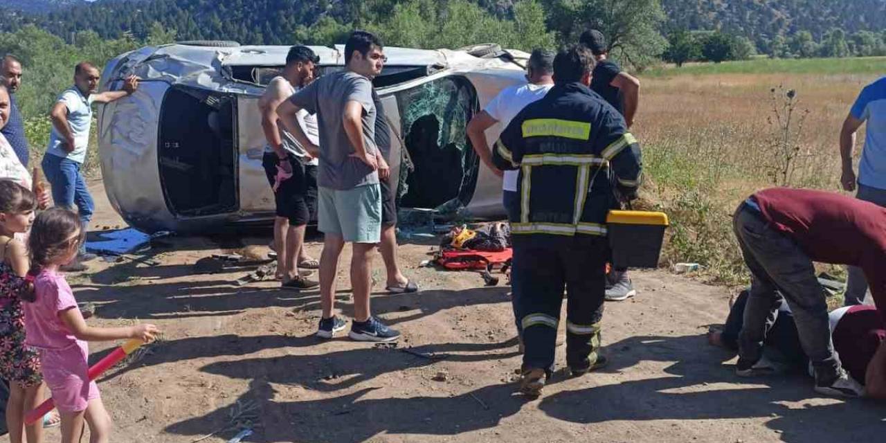 Konya’da Mıcıra Kapılan Otomobil Devrildi: 1 Ölü, 2 Yaralı