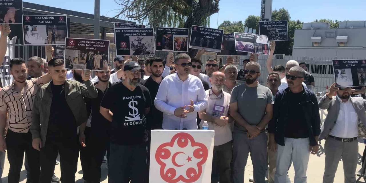 Feshane Önünde İbb Sergisine Protesto
