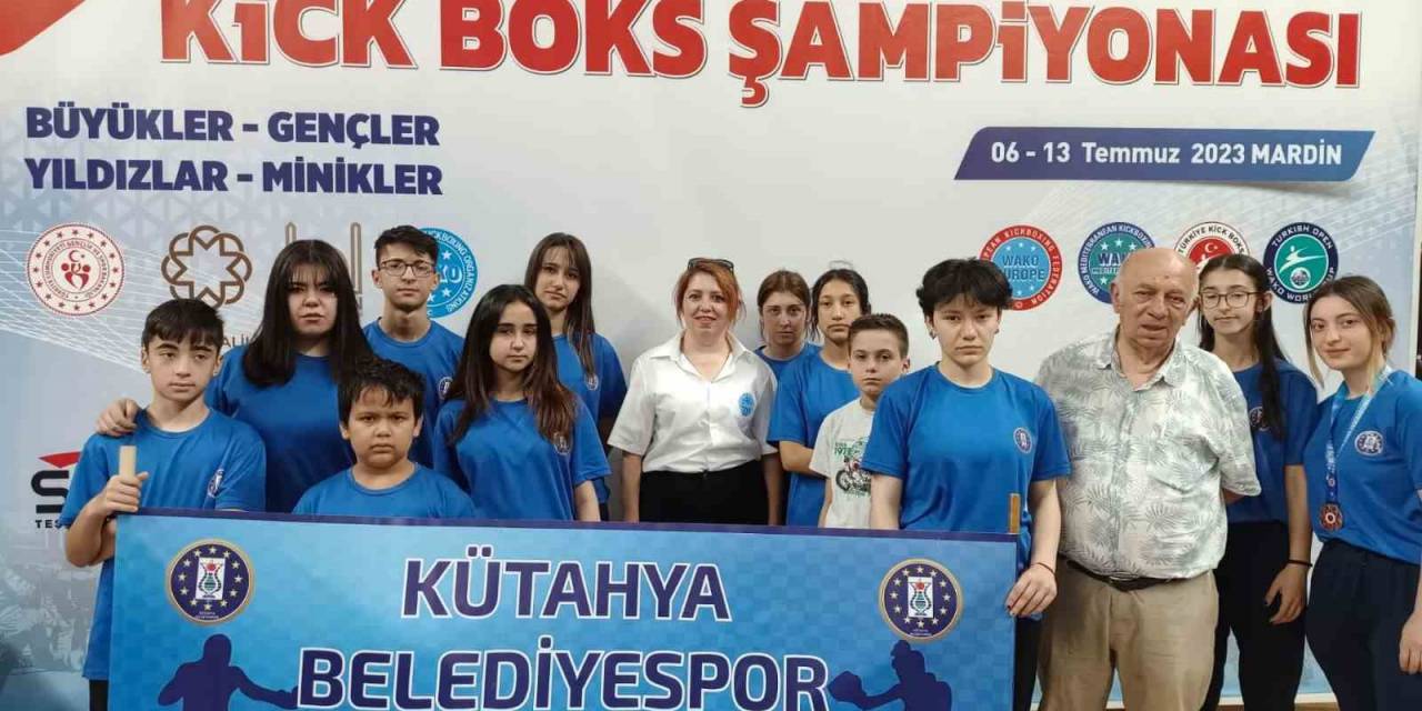 Kütahya Belediyespor Kick Boks Takımından Türkiye Derecesi