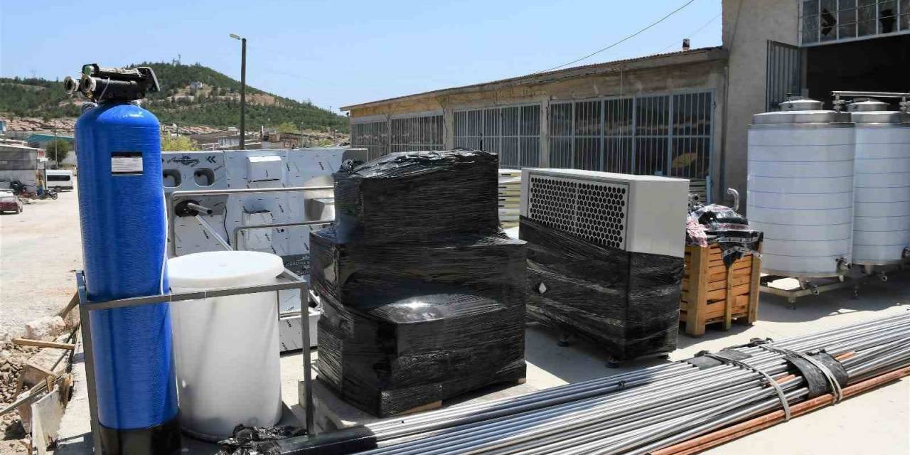 Emet Belediyesi Mandıra Kurma Çalışmalarına Başladı