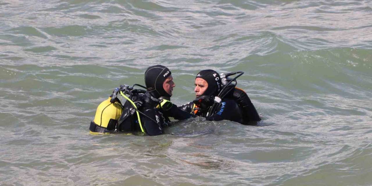 Karadeniz Ahmet’i Vermiyor